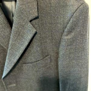 Men’s Sport Coat like new. Size 44